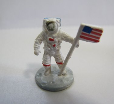Galoob Space Team Flag Holder Figure Micro Machines