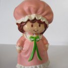 Strawberrry Shortcake Nightgown - Strawberryland Miniatures Kenner 1981