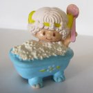 Strawberrry Shortcake Angel Cake Bubble Bath - Strawberryland Miniatures Kenner 1982