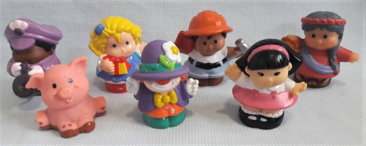 children's play figures