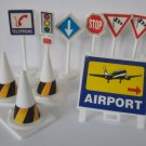 Road Airport Plastic Street Signs Lot - Railroad Diorama
