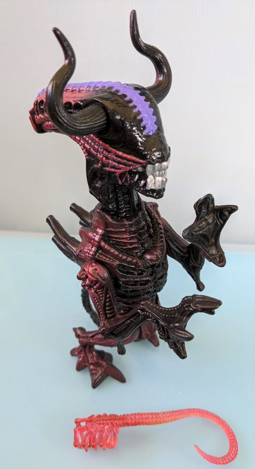 Bull Alien with Face Hugger Aliens 1991 Kenner