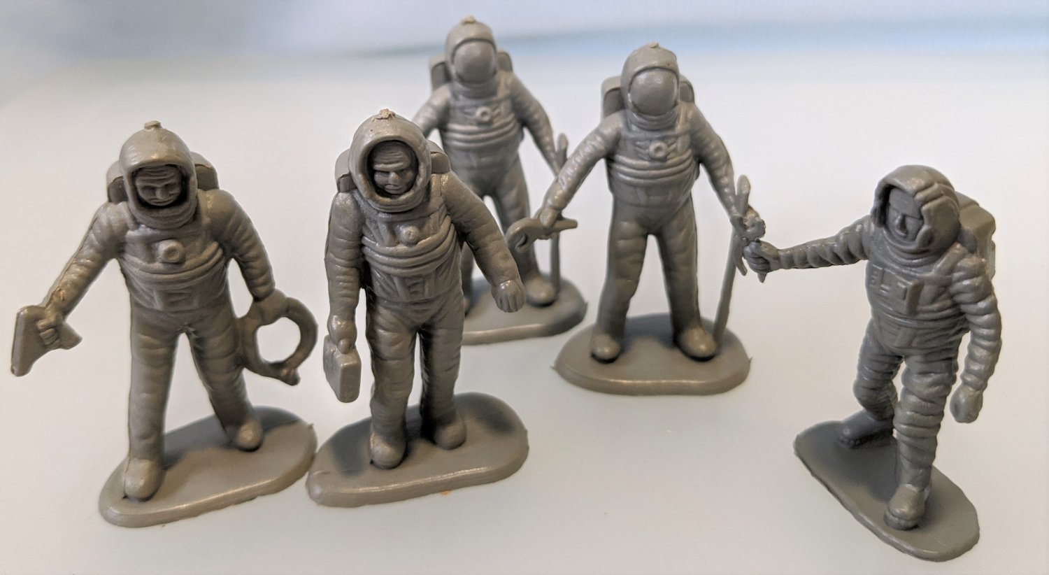 Astronauts Plastic Figures Lot Playsets Diorama