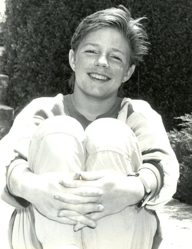 MacKenzie Astin Original 7x9 photo B7890