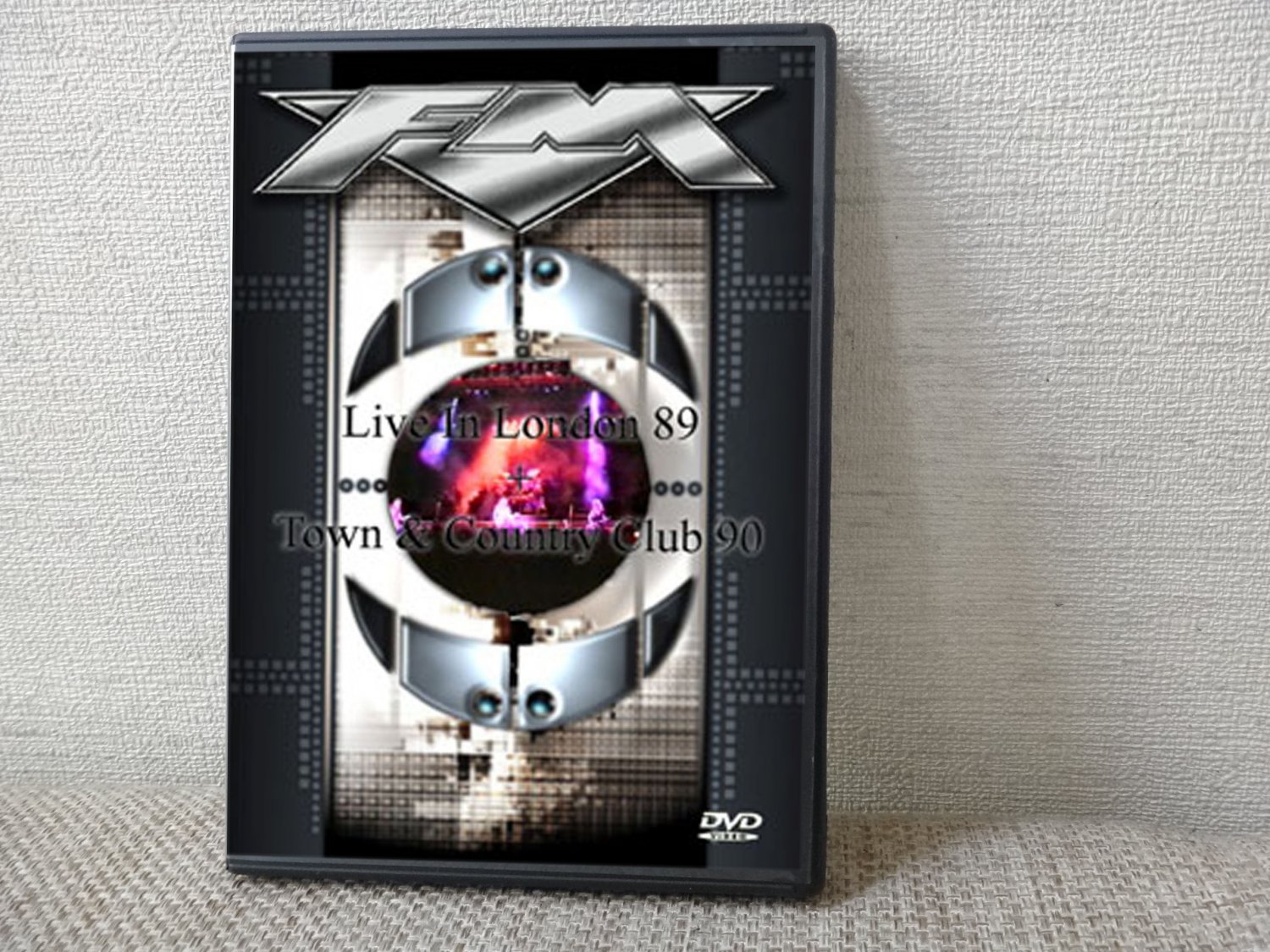 FM Live In Town & Country Club 1990 DVD