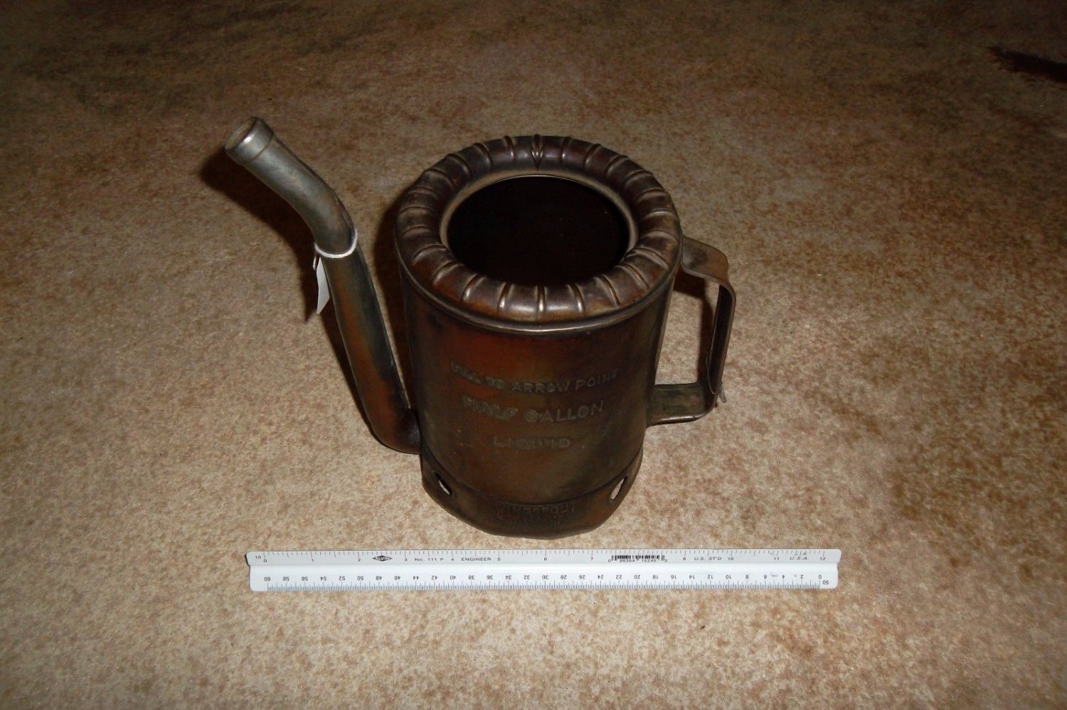 VINTAGE SWINGSPOUT HALF GALLON OIL CAN Beautiful Patina no rust