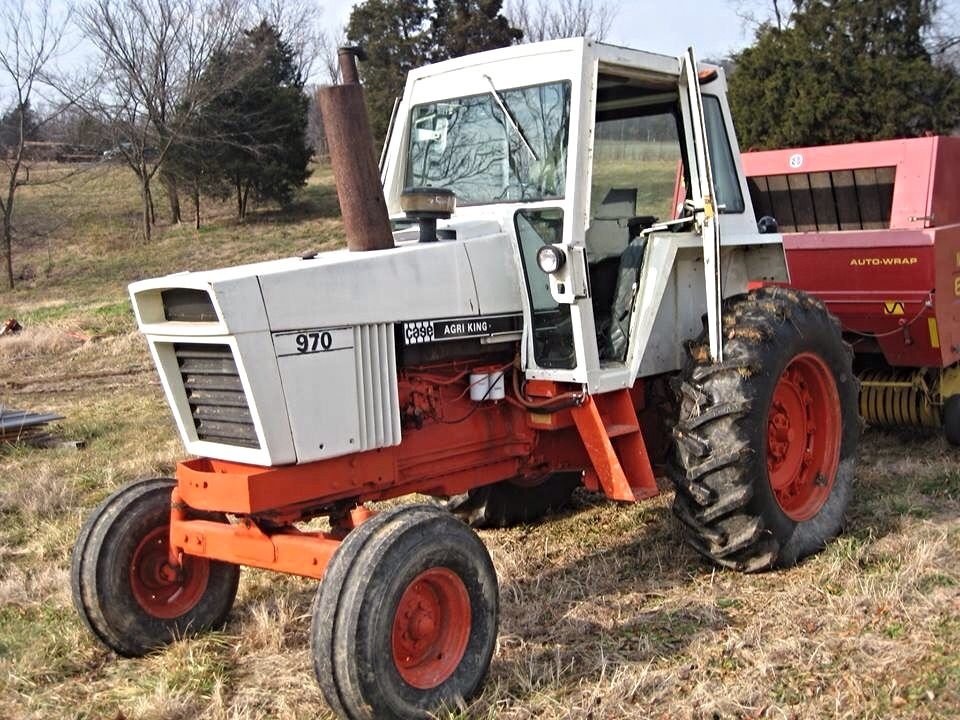 Case IH 970 Tractor Operator&acirc;��s Manual 9-4022 DOWNLOAD