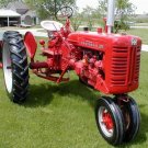 Case IH 200 FARMALL Tractor Operator’s Manual 1004379R3 DOWNLOAD