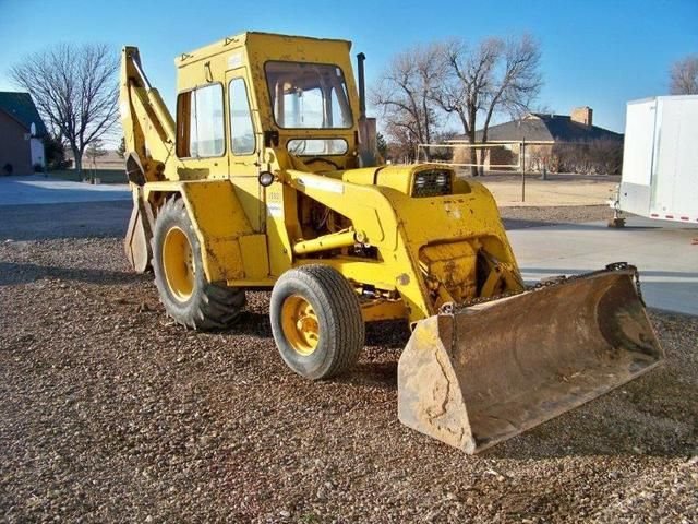 TM1025 - John Deere 500A Backhoe Loader Repair Technical Service Manual Download