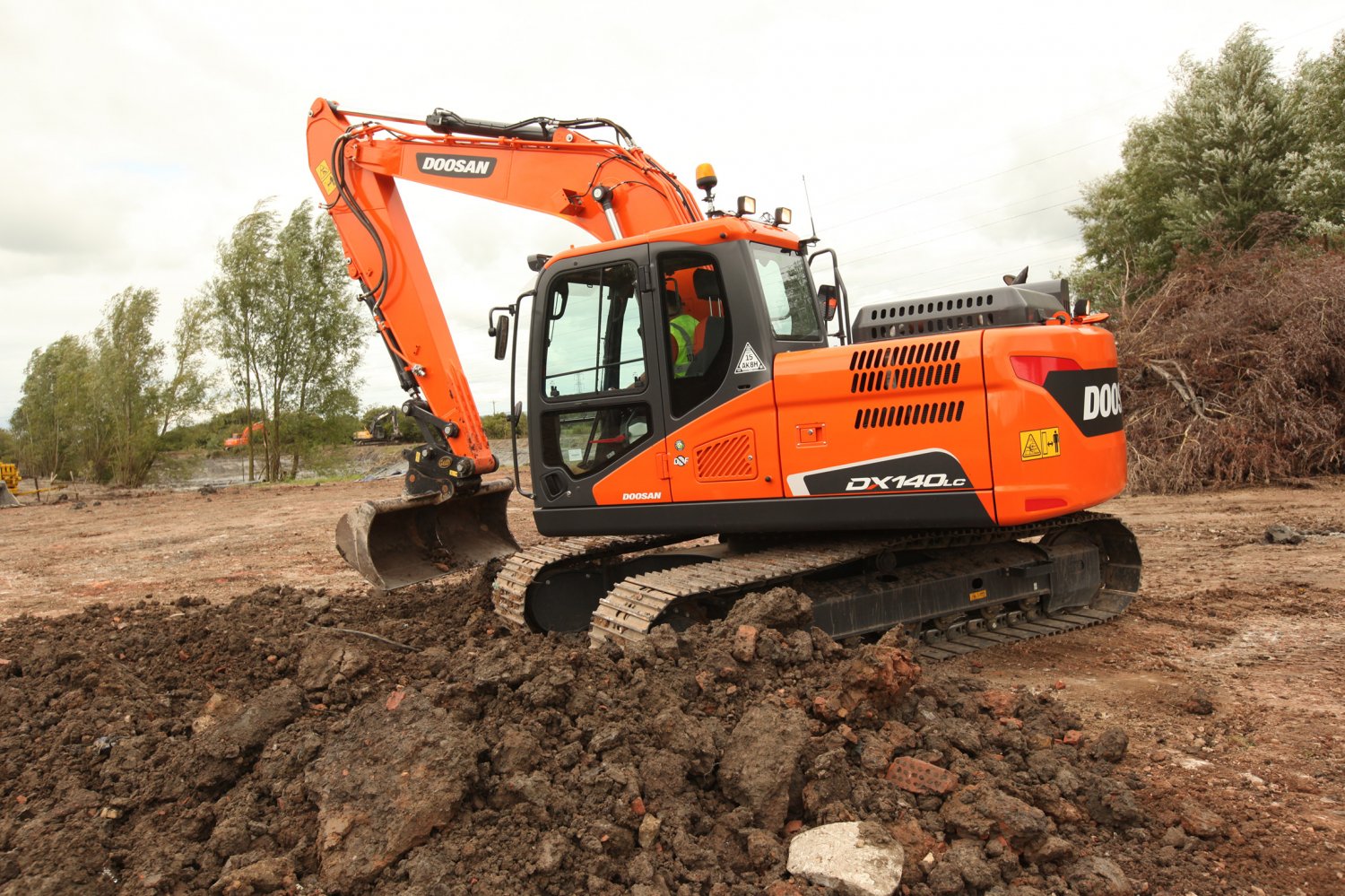 Doosan DX140LC-5 Excavator Workshop Service Repair Manual SN: From 1001