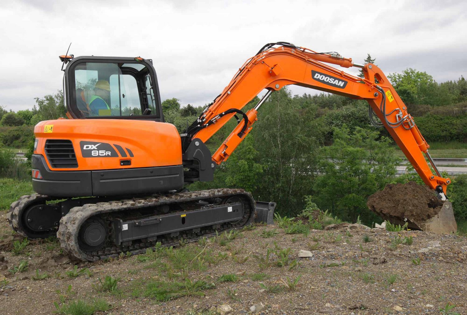 Doosan DX85R-3 Excavator Workshop Service Repair Manual SN: From 1001 DOWNLOAD
