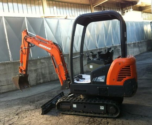 Doosan DX15, DX18 Mini Excavator Workshop Service Repair Manual (SN. from 40001) DOWNLOAD