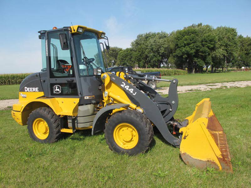 TM2207 - John Deere 244J, 304J Compact Loader Technical Manual Download