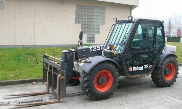 Bobcat T2556, T2566 Telescopic Handler Service Repair Manual SN ...