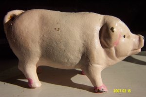 ADORABLE OLD PINK PIG PIGGY BANK A CAST IRON MONEY BOX