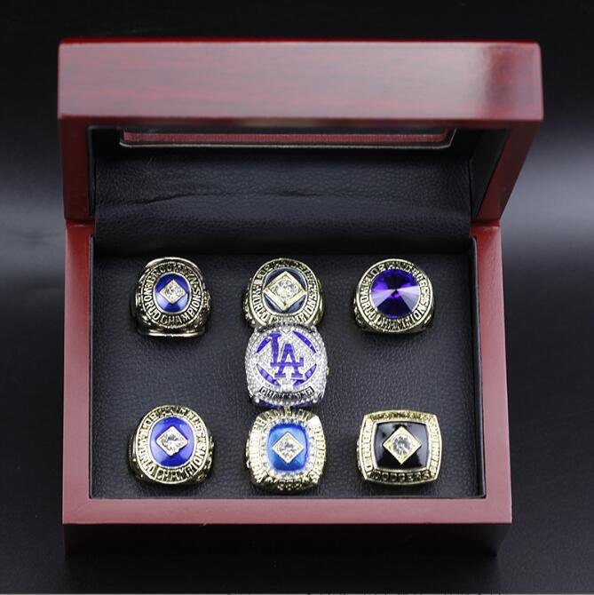 A Set Los Angeles Dodgers World Series Championship rings 7Pcs With Wo