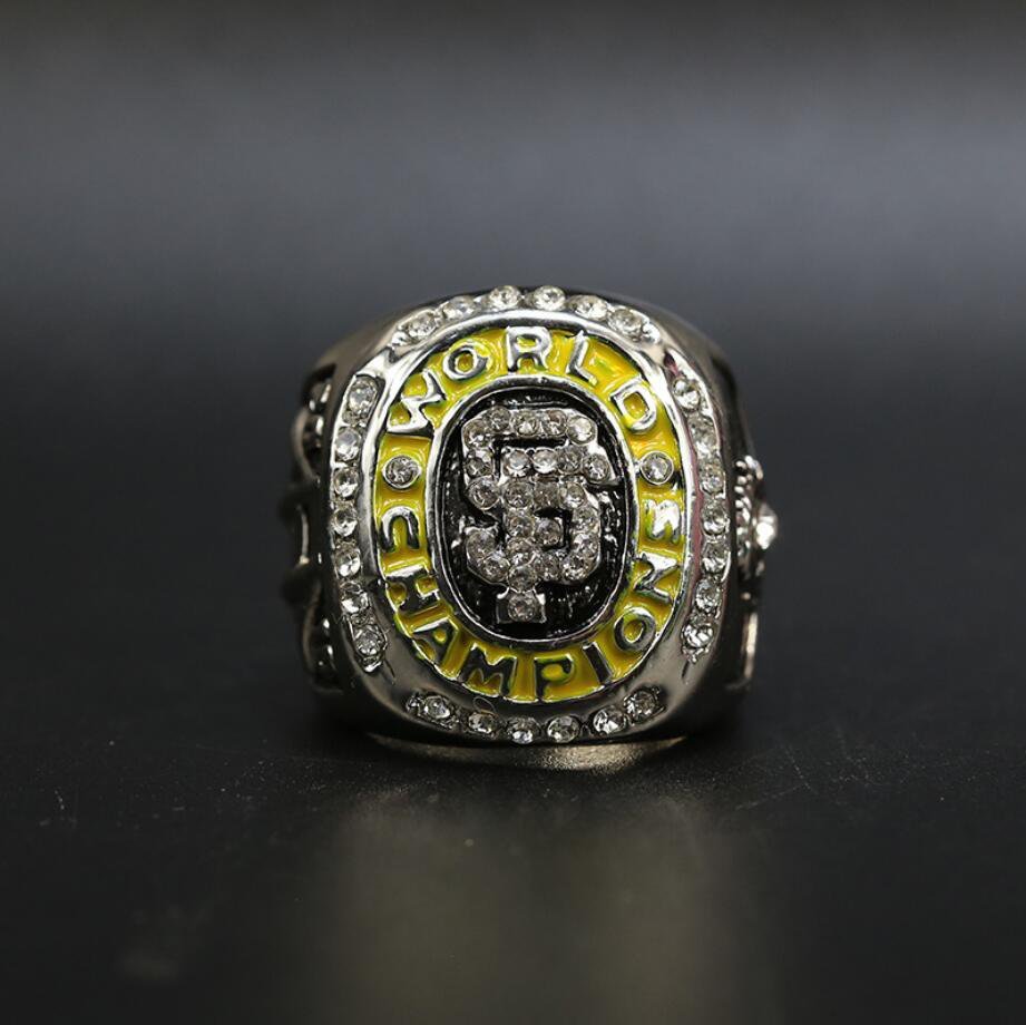 Size 11 San Francisco Giants 2010 World Series Championship ring Fans