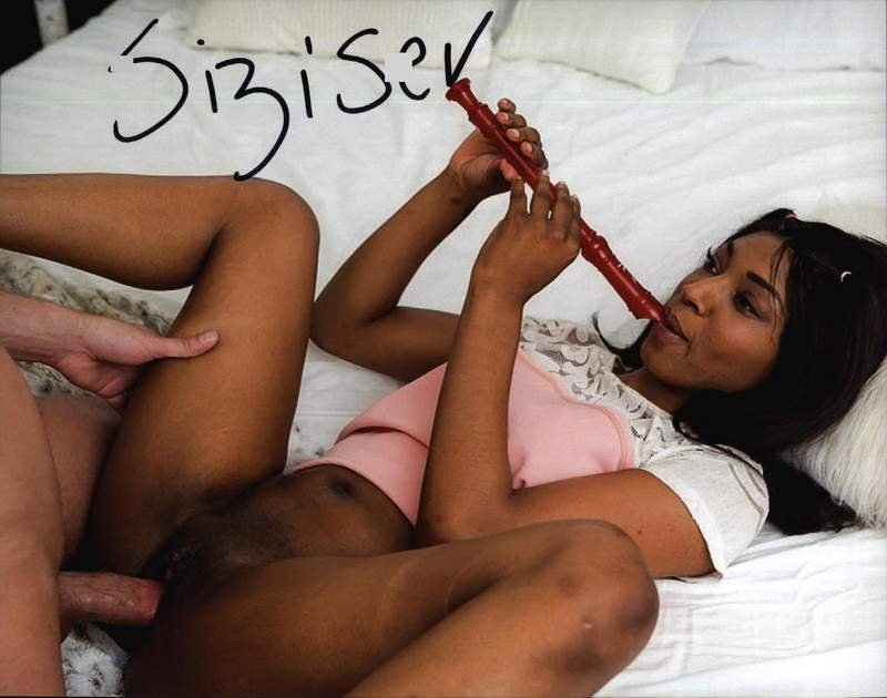 Sizi Sev signed XXX 8x10 Photo -PROOF- -CERTIFICATE- (U0010)