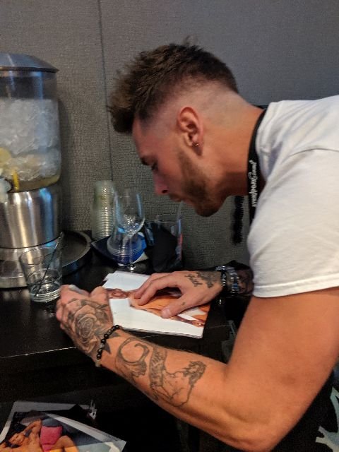 Gay Porn Star Josh Moore signed 8x10 Photo -PROOF- -CERTIFICATE- (A0014)