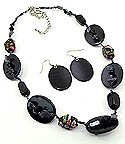 Black shell 18 Inch Necklace Set With Earrings