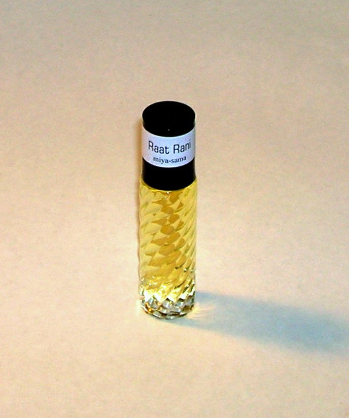 Raat Rani (Night Blooming Jasmine) - Indian Perfume Oil/Attar 10 ml No Alcohol