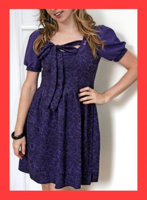 PAPAYA Cute Tapestry Snow White Dress with Vintage Buttons, Ties and Puff Sleeves - Medium