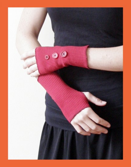 PAPAYA Cute Hand Warmers with Vintage Buttons - Fits All