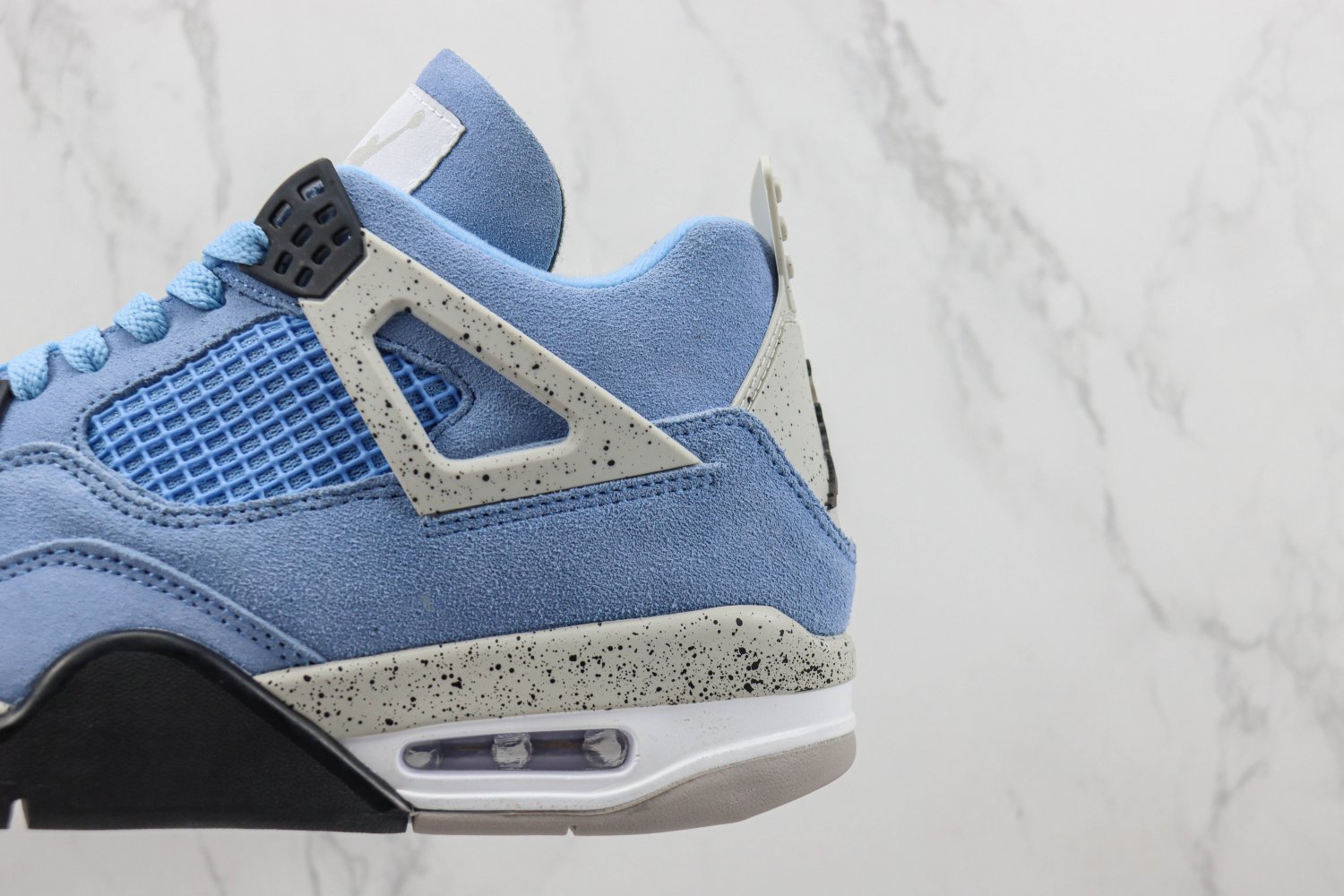 retro 4 university blue retail price