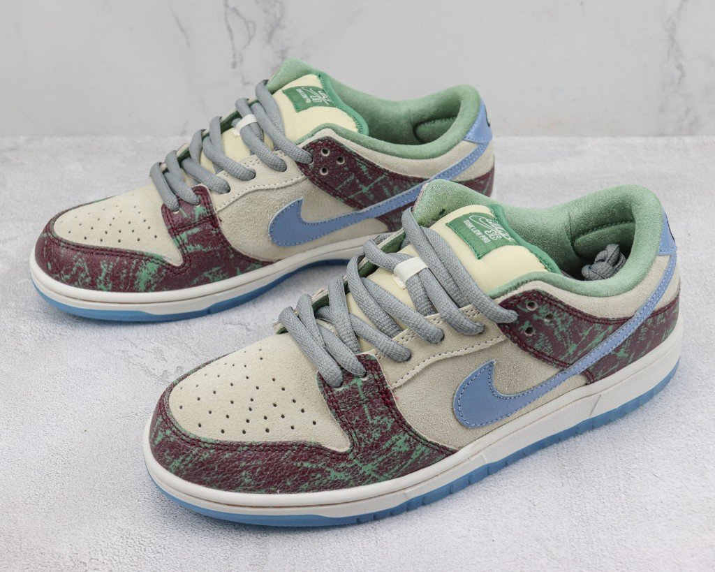 Nike SB Dunk Low Crenshaw Skate Club - 9.5