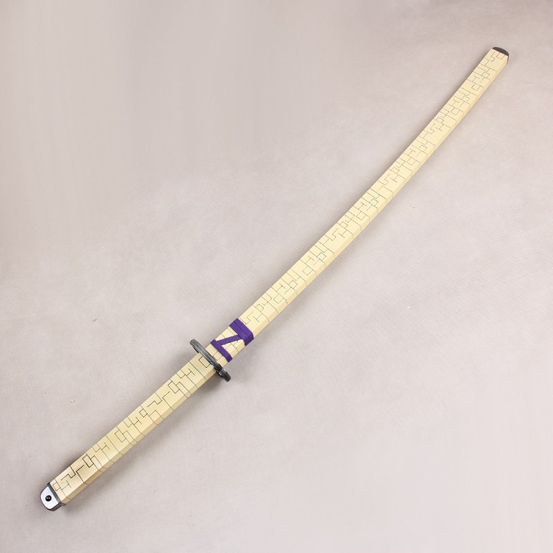 sesshomaru-cosplay-bakusaiga-sword