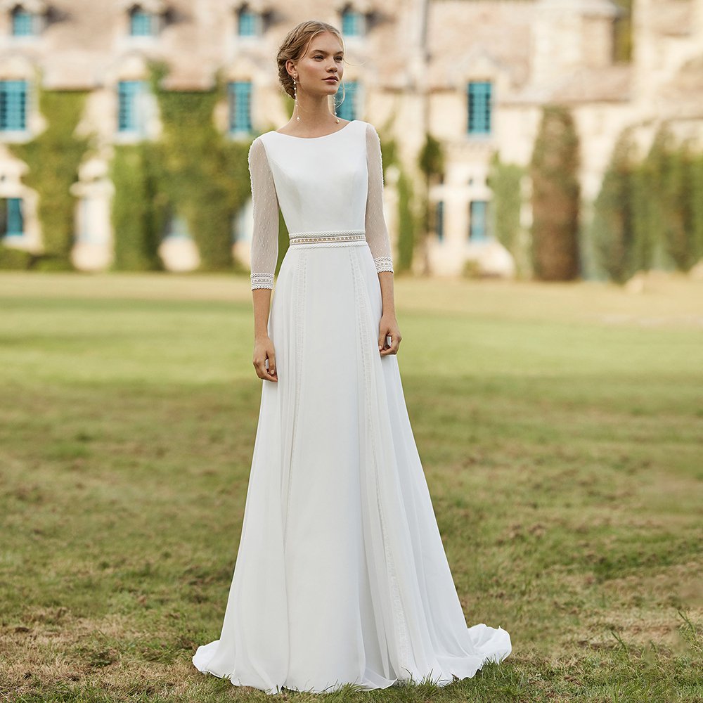 Romantic Lace Three Quarter Sleeves Wedding Gowns Chiffon Open Back Custom Made