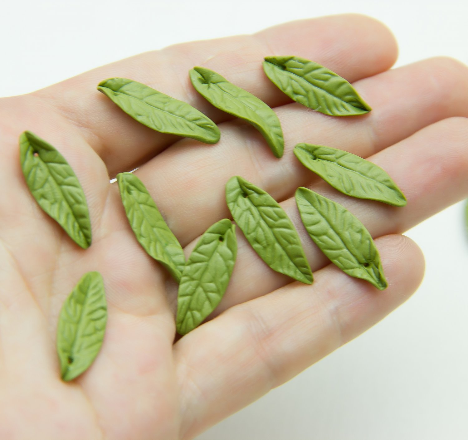 Olive leaves polymer clay, Green leaves beads 0.8"-1" (2cm-2.5 cm), Leaf jewelry supplies