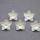 White Clay Flower Vanilla Beads 0,6" ( 1.5 cm), Floral beads making jewelry