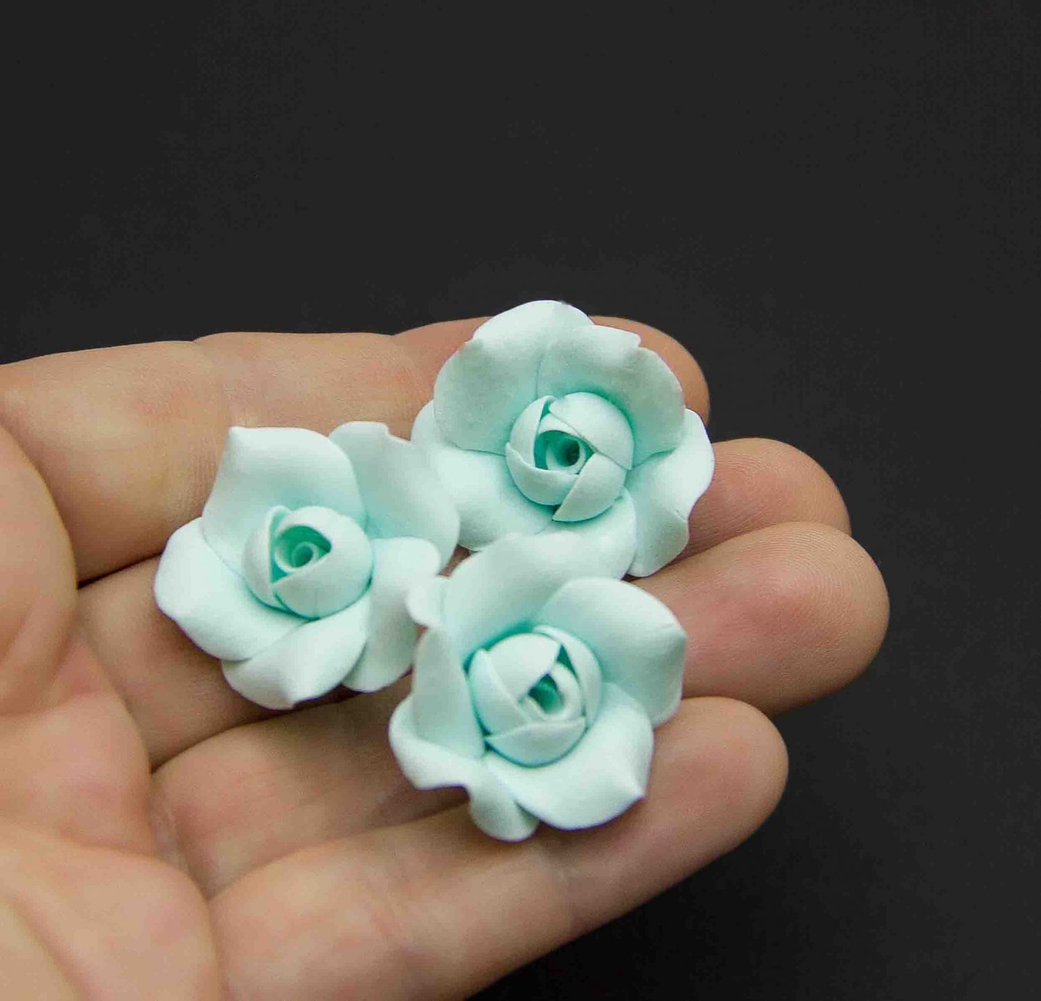 Light Mint Roses Beads (5pcs) Handmade Flower Beads Polymer clay beads 0.8 "-1" (2-2.5 cm)