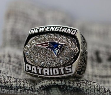 Patriots Logo engraved inside FOR Tom Brady 2007 New England Patriots