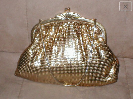 LARGE 1940's Vintage WHITING & DAVIS Gold Metal-Mesh Evening Purse