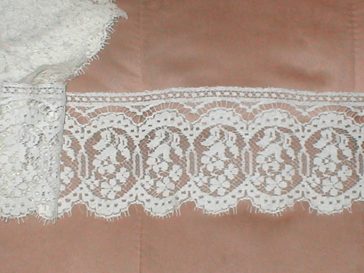 Antique Ivory Color Cotton Lace Trim