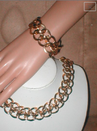 Vintage 1960's MONET Gold double-link Chain Necklace and Bracelet Set