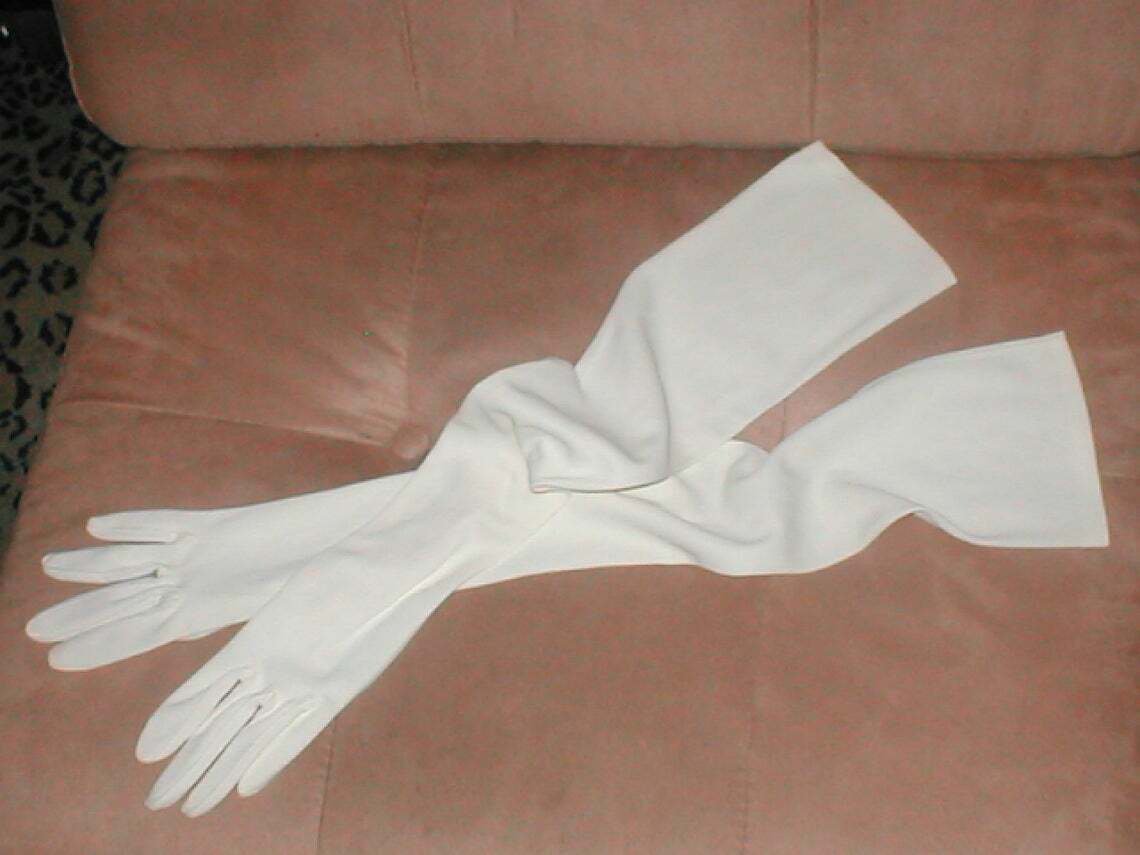 Vintage 1950's IVORY Opera-length Long Gloves