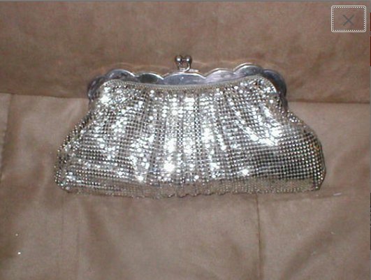 Vintage `1940's WHITING & DAVIS Silver Metal Mesh Clutch Purse