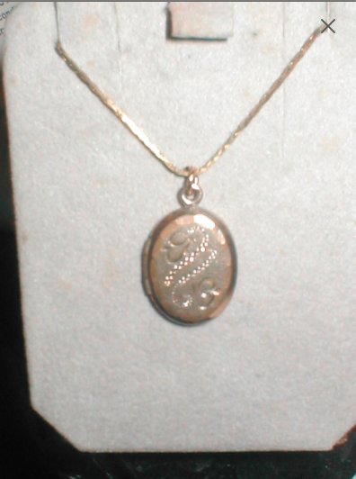 Vintage 1950's gold plated Oval Locket on Chain Necklace