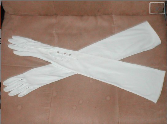 Vintage 1950's WHITE Opera-length Long Gloves by Crescendo