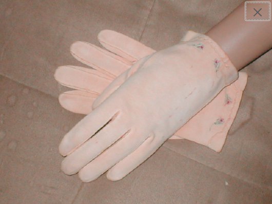 Vintage 1950;s Blush-Pink Cotton Gloves with Embroidered Pink Roses