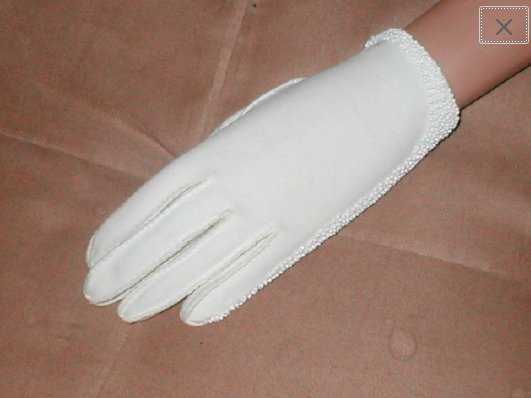 Vintage 1940's Beaded White Cotton Gloves