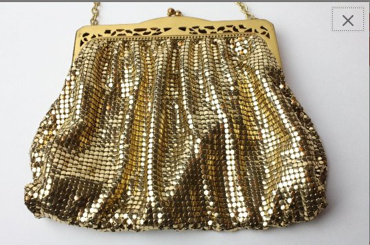 Vintage 1940's WHITING & DAVIS Gold Metal Mesh Purse w/ Filigree Frame