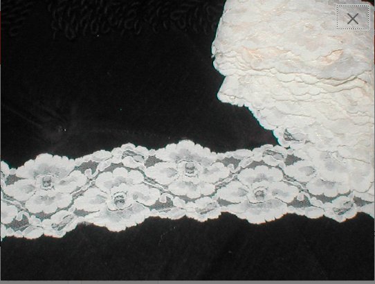 Vintage 1950's light ivory Lace Trim