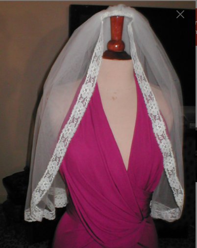 Vintage light IVORY Lace edged Bridal Veil