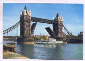 TOWER BRIDGE London Postcard  A.V. Fry & Co Ltd TOPO