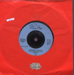 Mobiles - Drowning In Berlin - UK 7" Single - RIA3 ex/m