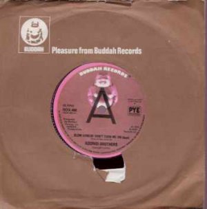 Addrisi Brothers - Slow Dancin' Don't Turn Me On - UK 7" Single - BDS456 vg/ex